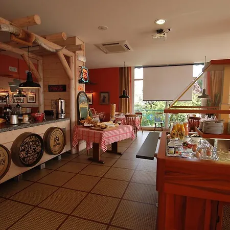 Le Grand Val Hotel 2*